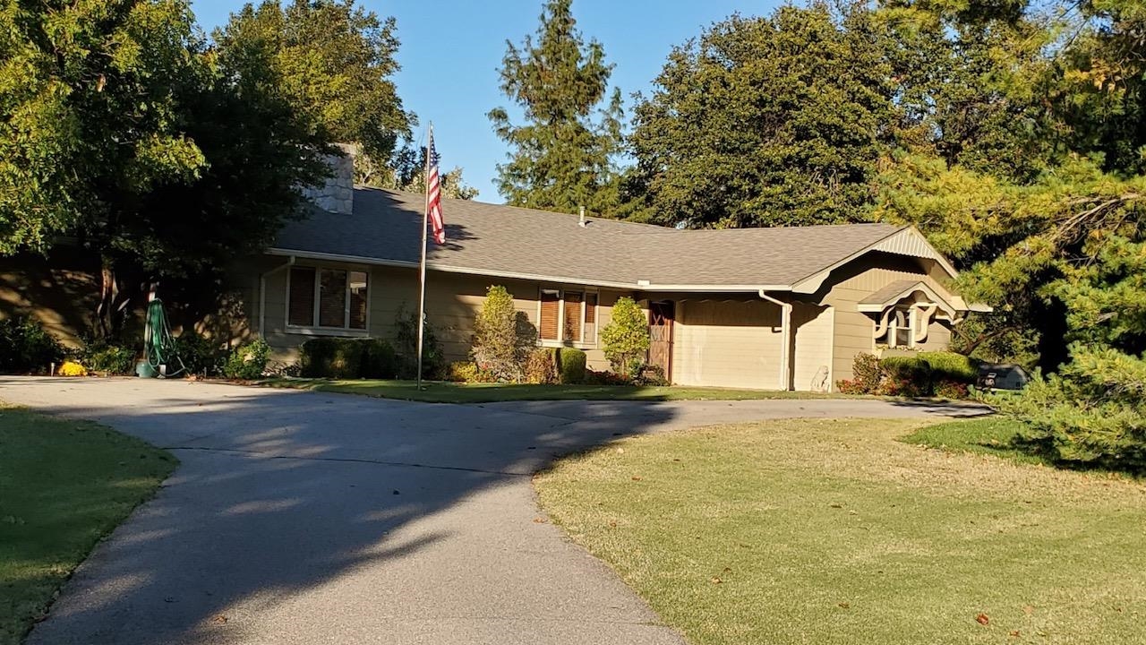 202117011 Andrew Real Estate