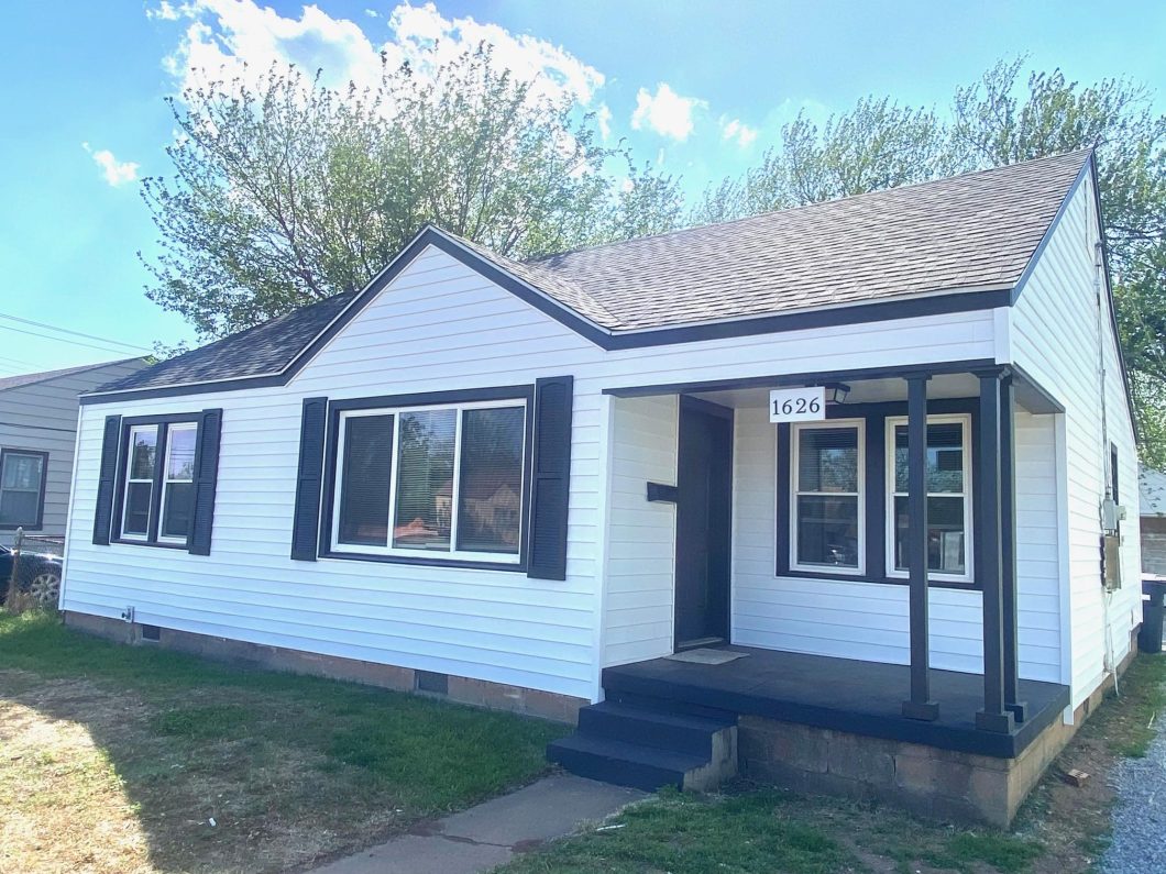 1626 S Madison Andrew Real Estate